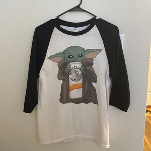 Baby yoda white claw tee
